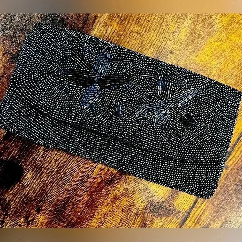 VINTAGE: Jill Empress | handmade beaded small clutch.